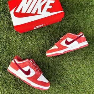 Nike Dunk Valentines Dunk